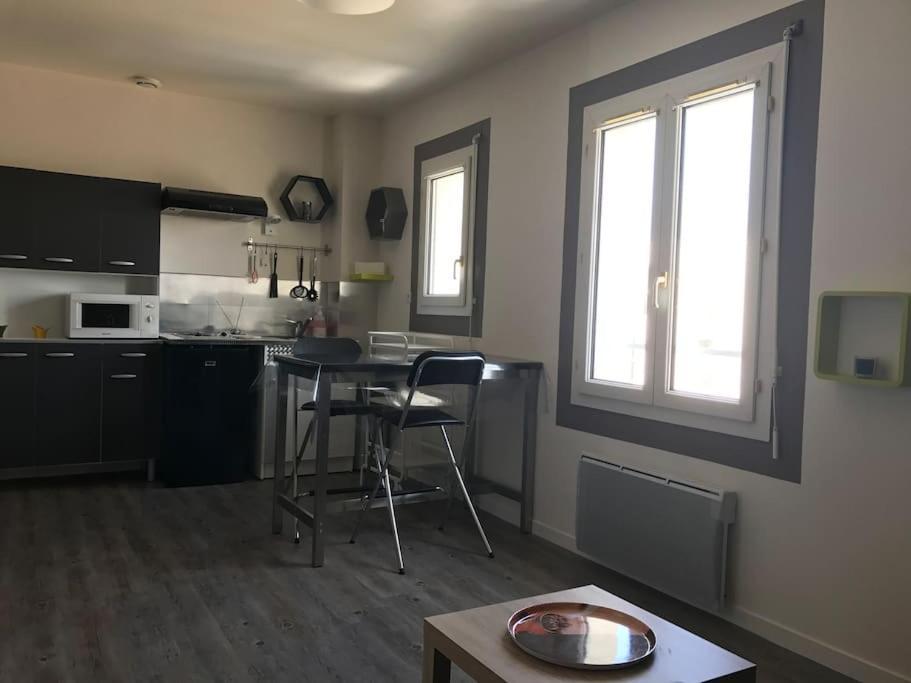 Studio Near Downtown And Old Port 拉罗歇尔 外观 照片